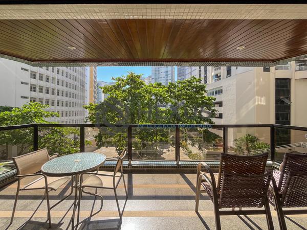 Apartamento à Venda em Pitangueiras — foto 2