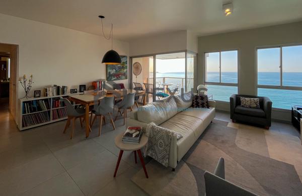 Apartamento à Venda em Pitangueiras — foto 3