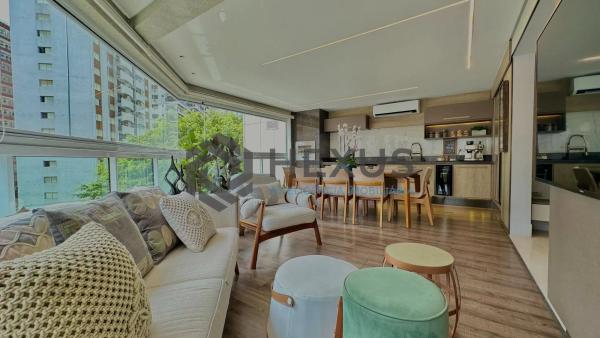 Apartamento à Venda em Pitangueiras — foto 1
