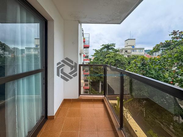 Apartamento à Venda em Tombo — foto 1