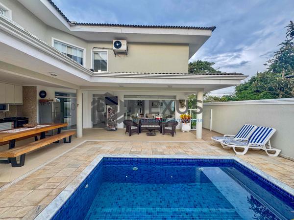 Casa à Venda em Tombo — foto 1