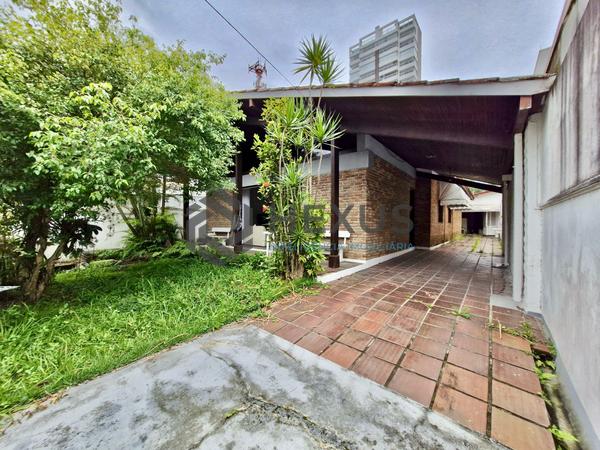Casa à Venda em Tombo — foto 1