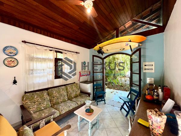Casa à Venda em Balneário Praia do Pernambuco — foto 1