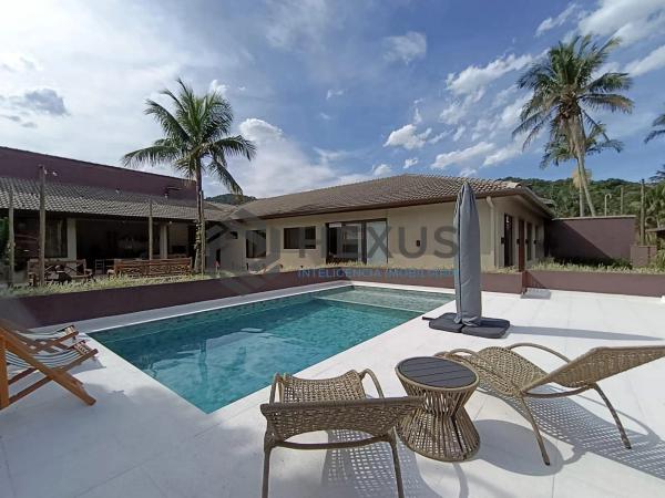 Casa à Venda em Jardim Albamar — foto 1