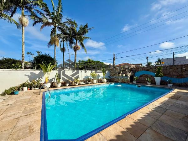 Casa à Venda em Enseada — foto 1