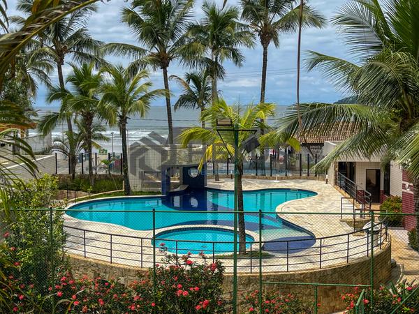 Cobertura à Venda em Tombo — foto 1