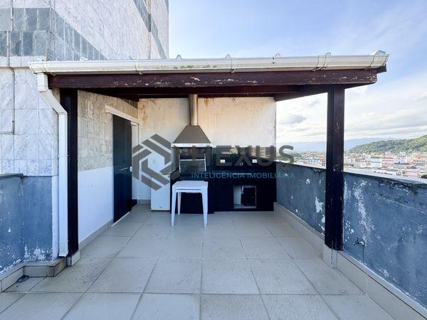 Cobertura à Venda em Tombo — foto 1