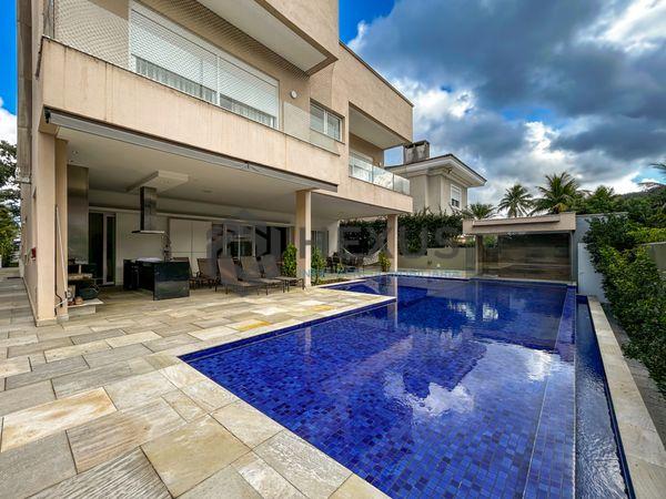 Casa à Venda em Enseada — foto 1